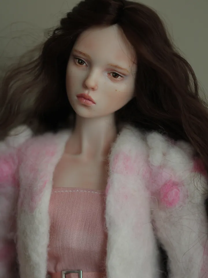 BJD porcelain doll