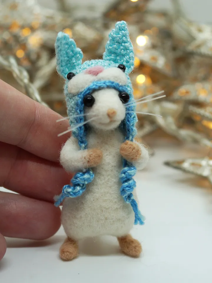 Ronny the mouse, miniature needle felted mouse in a rabbit hat