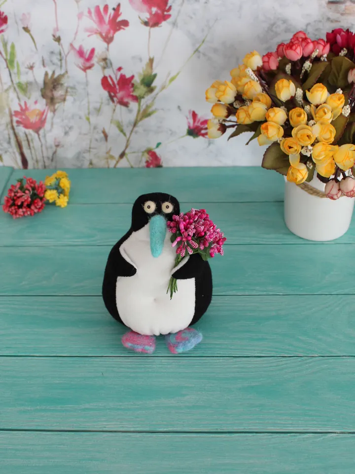 Stuffed animal pattern – Penguin Toy sewing pattern and video class - Christmas gift idea