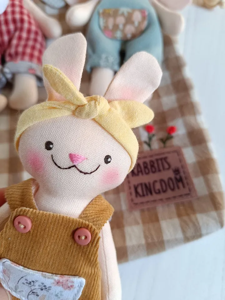 5,5 inch Bunny rag doll Sewing Pattern, Tiny Bunny Pattern, Baby Pocket Bunny Pattern, Easy Pattern, Soft Doll Pattern, Doll Clothes Pattern, Doll Bag Sewing Pattern & Tutorial - DIY Soft Textile Bag Dollhouse for 5,5 inch bunnies , Portable Small Carrot