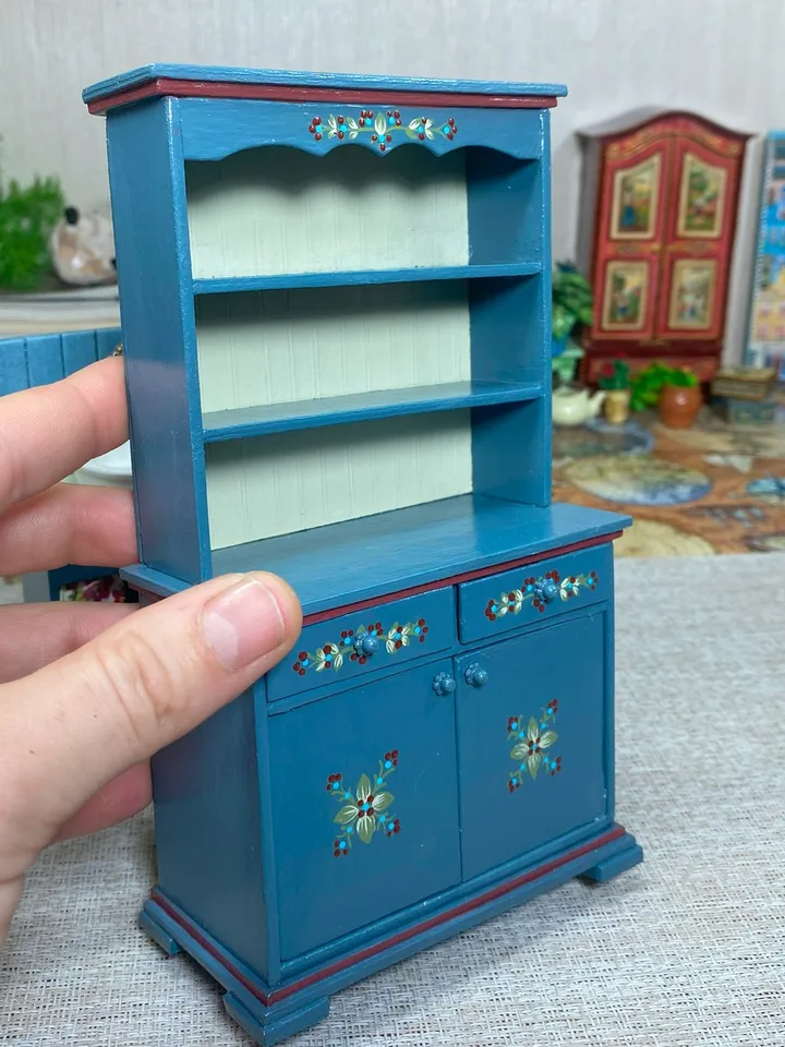 Kitchen furniture for a dollhouse. 1:12. Furniture for dolls. Doll miniature.