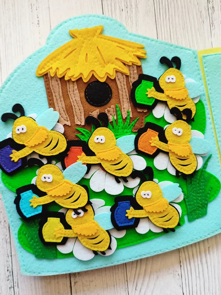 Bee Felt dollhouse quiet book Pattern pdf, Felt book pattern, Baby Soft book template, Activity book sewing ideas for girl 2, 3, 4 year old
