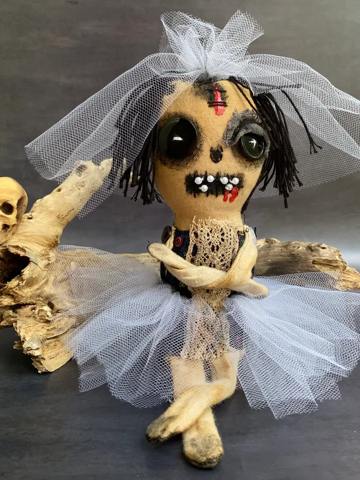 Creepy doll , Dark Gothic Wedding . Halloween wedding gift ideas . Halloween dolls .