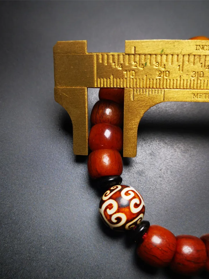 Gandhanra Handmade Tibetan Yak Bone Wrist Mala Bracelet,23 Prayer Beads Bracelet for Men