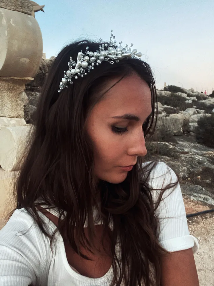 Wedding tiara, Headpiece for bride, Pearls headpiece, Pearl headpiece, Wedding tiara, Bridal crown, Pearl headband, White tiara, Diadem, hairstyle jewelry for bride, pearls accessories, pearl headpiece, Pearl hair band