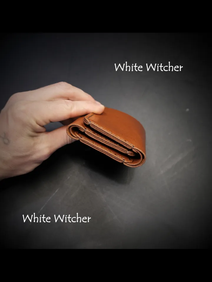Leather pattern to make a Trifold wallet. BF25