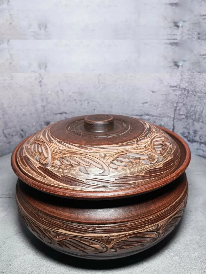 Ceramic casserole 202.88 fl.oz Pottery Clay quality handmade from red clay