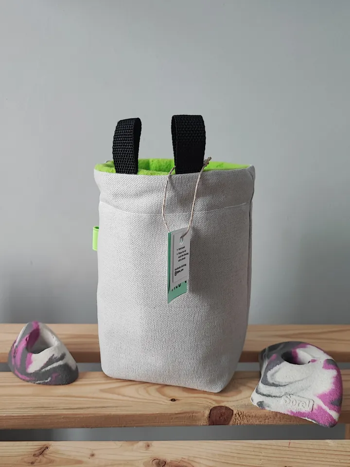 Avocado rock climbing chalk bag for climber