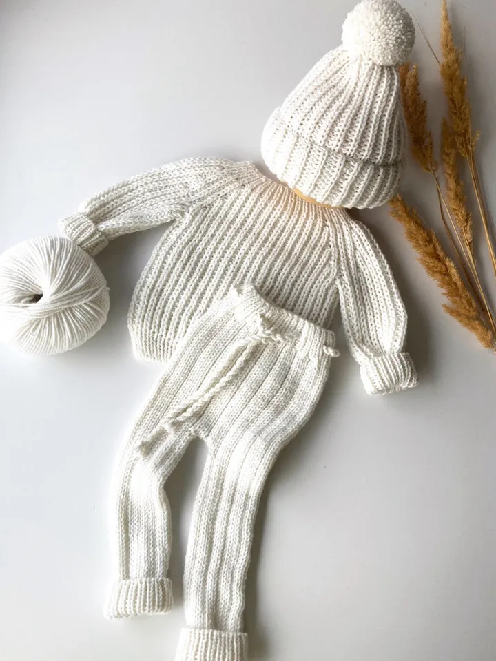 newborn knitted outfit Newborn prop set sweater pants hat. Knitted Newborn photo props