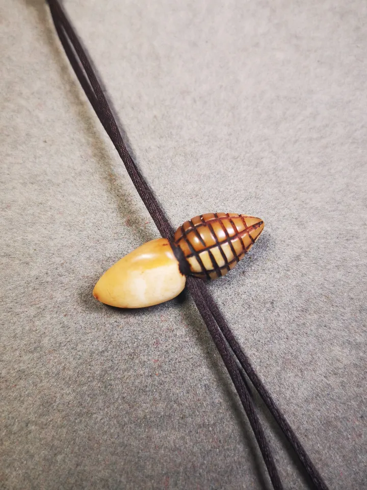 Gandhanra Handmade Tibetan Pendant Bead,Bone Carved Spacer Bead for Mala,Niang La Tsa Tsa Statue,Stupa Amulet,Pagoda Pendant