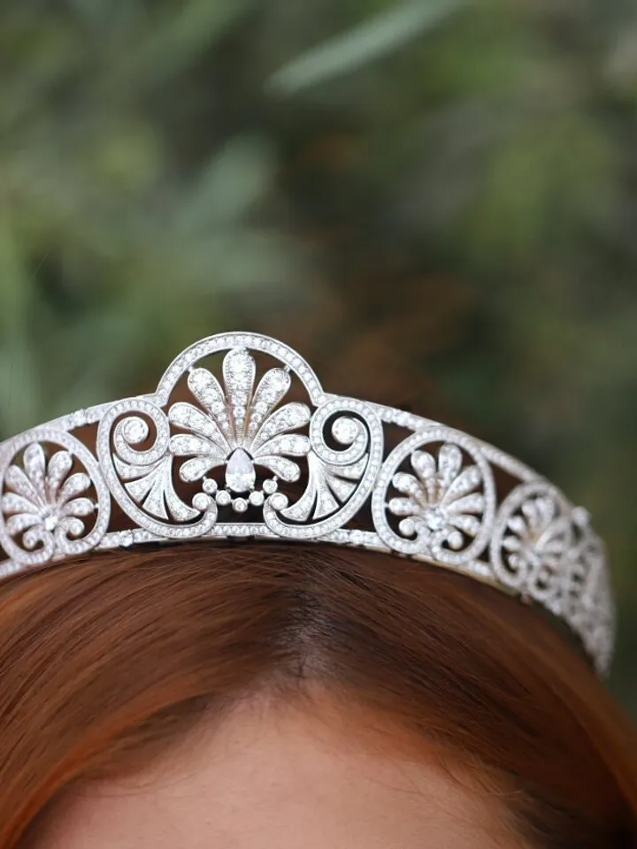 Art Deco Retro Style Royal Wedding Tiara Replica, Princess Bridal Tiara, Regal Crown, Real Kokoshnik, Swarovski Crystal Wedding Crown,