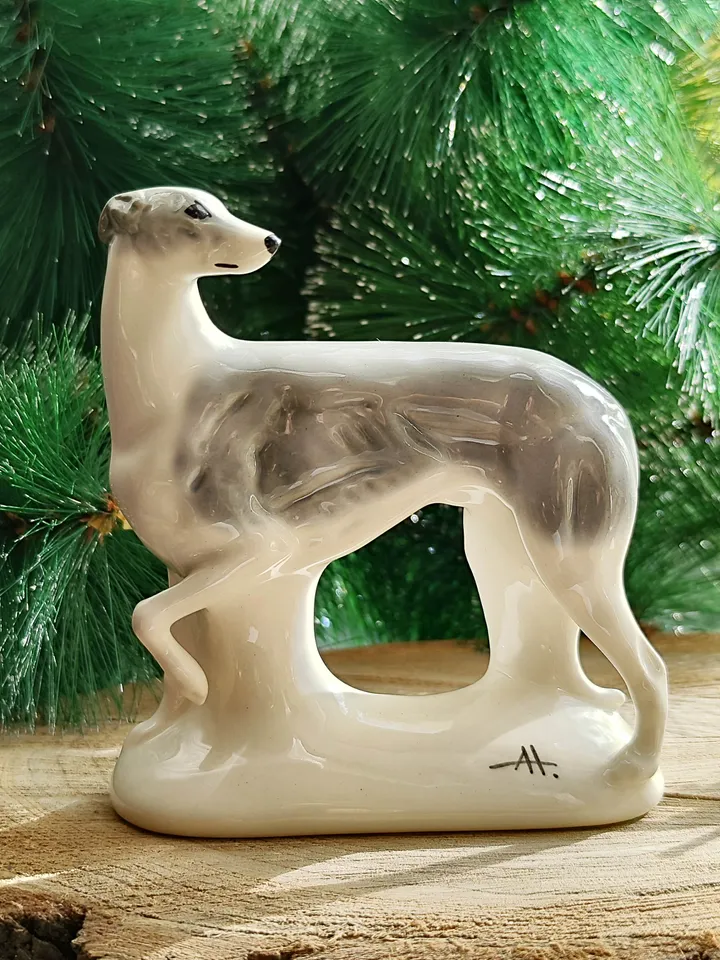 Figurine greyhound dog