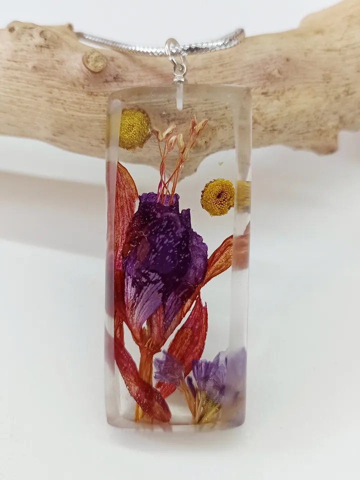 Pendant with bright fuchsia petals and a tansy flower Charm resin necklace with flowers