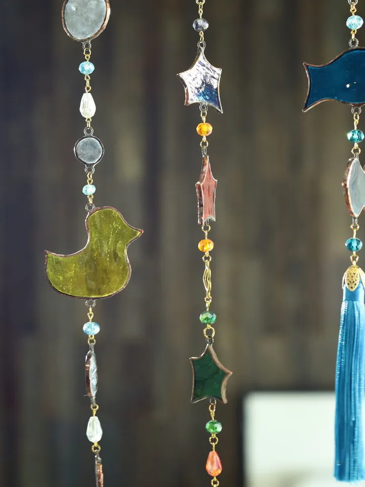 Stained Glass Garlands for Nursery. Tiffany-Style Magic, Tiffany Style Glass Garland for Kids Room, Magical Stained Glass Hanging for Children’s Room, Handcrafted Glass Garland for Baby Room, Whimsical Stained Glass Decoration for Kids