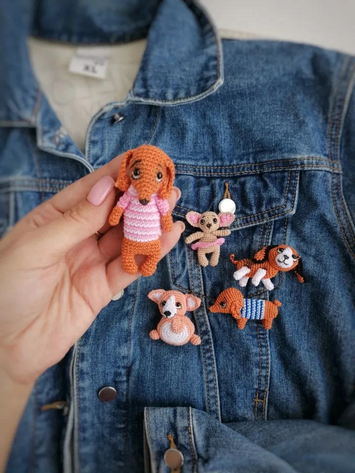 PDF Crochet Dogs Brooches SET Pattern: Welsh Corgi, King Charles Spaniel, Dachshund Boy, Dachshund Girl, Chihuahua, Amigurumi dog