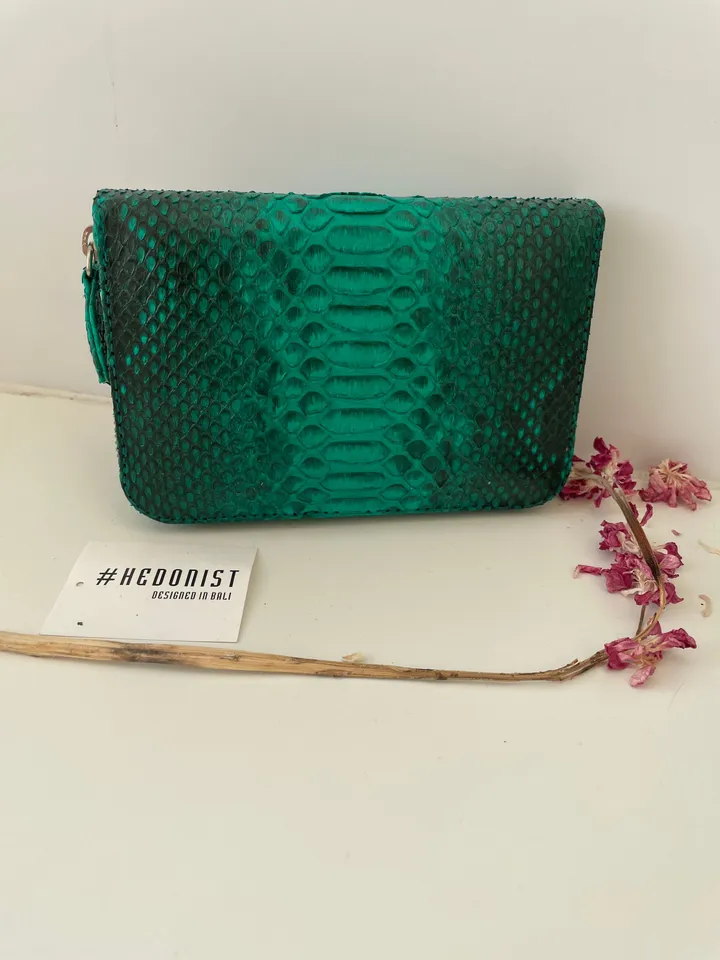 Genuine python skin green wallet | Small wallet | Exotic leather wallet | Women wallet | Snake trendy Wallet | Snakeskin designer wallet
