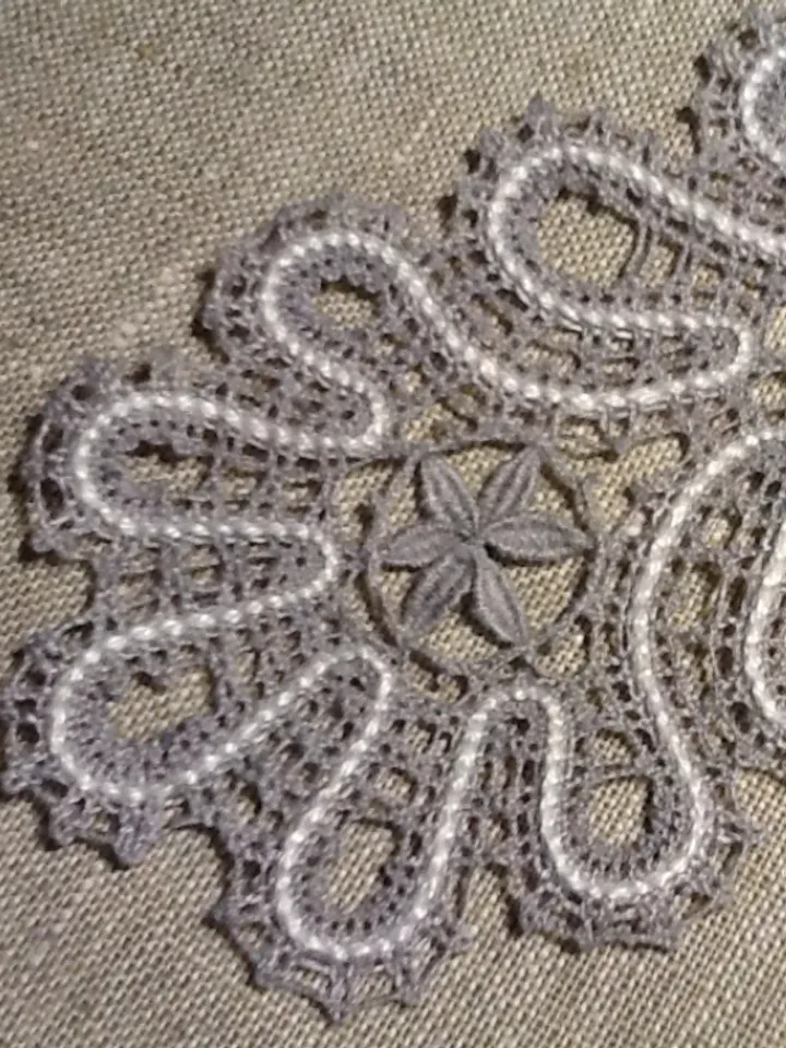 Bobbin lace Tie Pattern Lace accessory PDF pattern