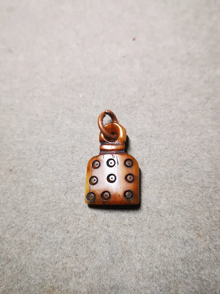 Yak Bone Carved Mantra Dot Mala Pendant,Bead Counter Clip, Prayer Bead Accessories,Gandhanra Tibetan Amulet