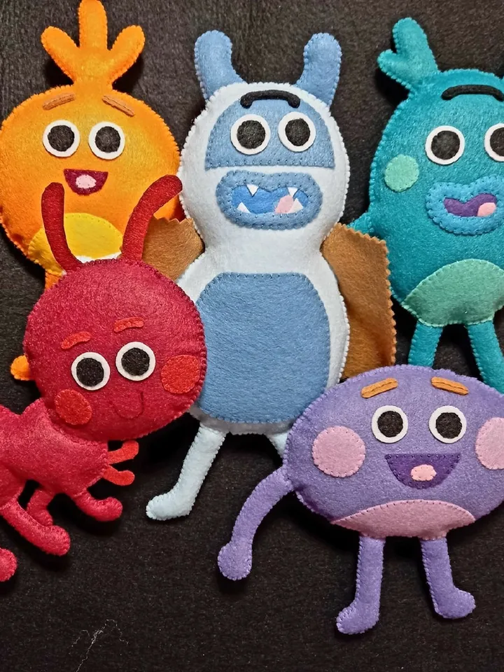 Milo. Milo Eugene Montague Monster- Super Simple. Toy Felt. Super Simple Songs. Simple gift
