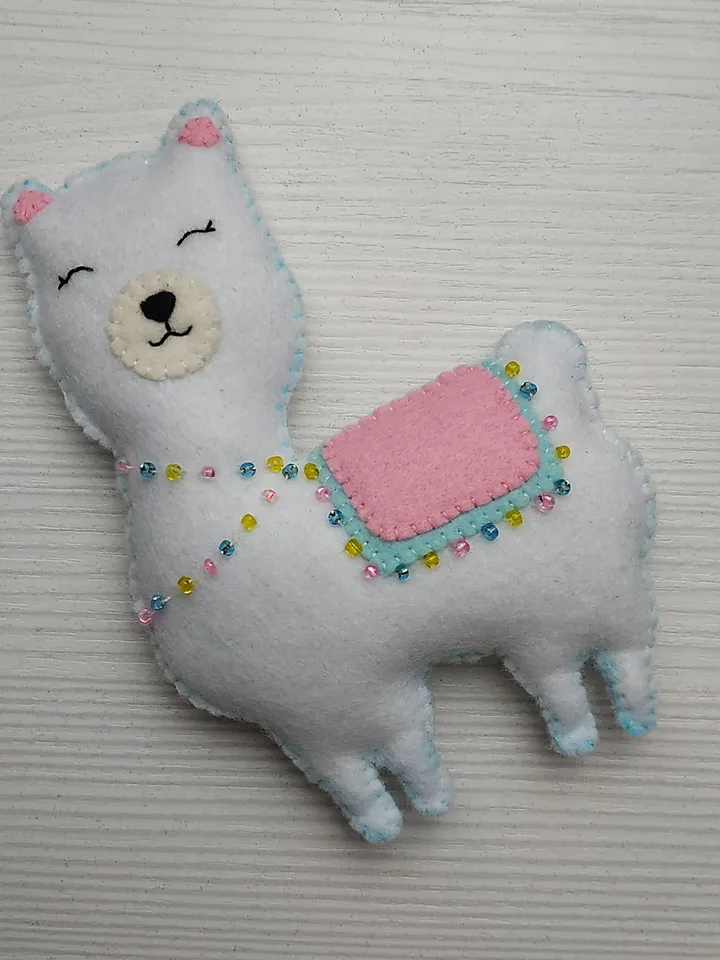 llama felt pattern, llama alpaca toy, plush sewing pattern, felt animals pattern PDF, toddler kids toys, plush llama décor, llama toy for baby, llama alpaca stuffed animal, alpaca llama stuffed toy, cute llama toy, baby shower gift