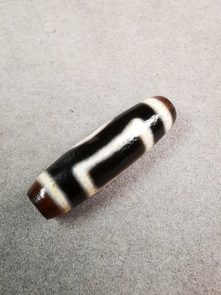 Gandhanra Tibetan Heaven & Earth Dzi Bead,Tibetan Chung,Protective Amulet,Small Size 35*10 mm