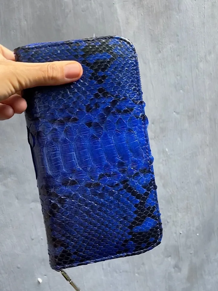 Wallet genuine python skin electic blue color with motif, women wallet, leather lady wallet, classic zip wallet, designer wallet handmade