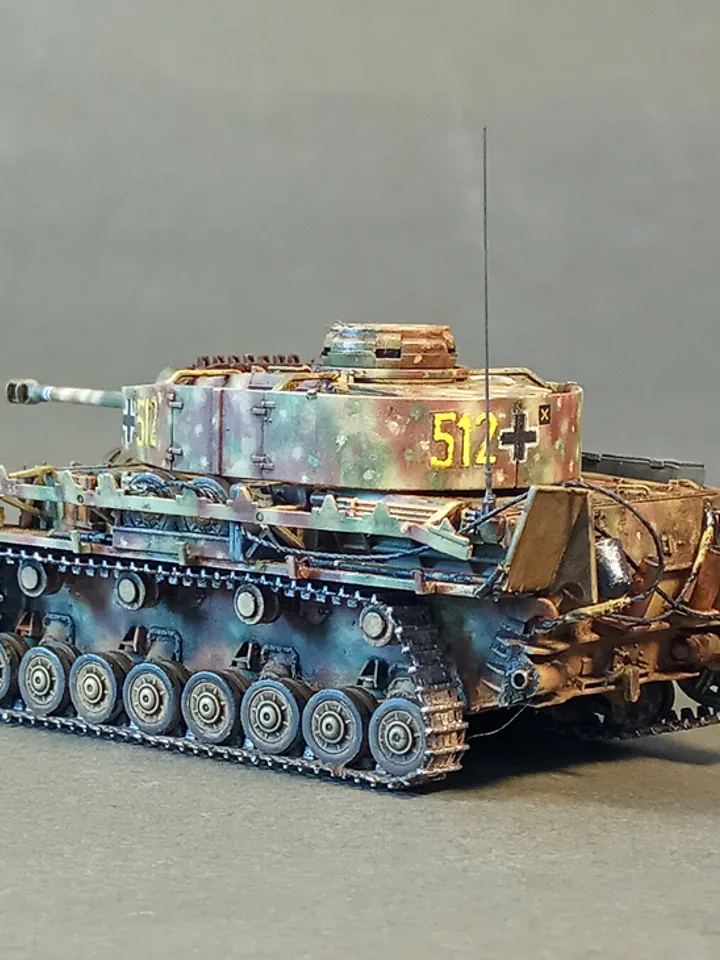 Pro Built model Panzer IV Ausf.J 31 Pz.Reg., 1/72 scale