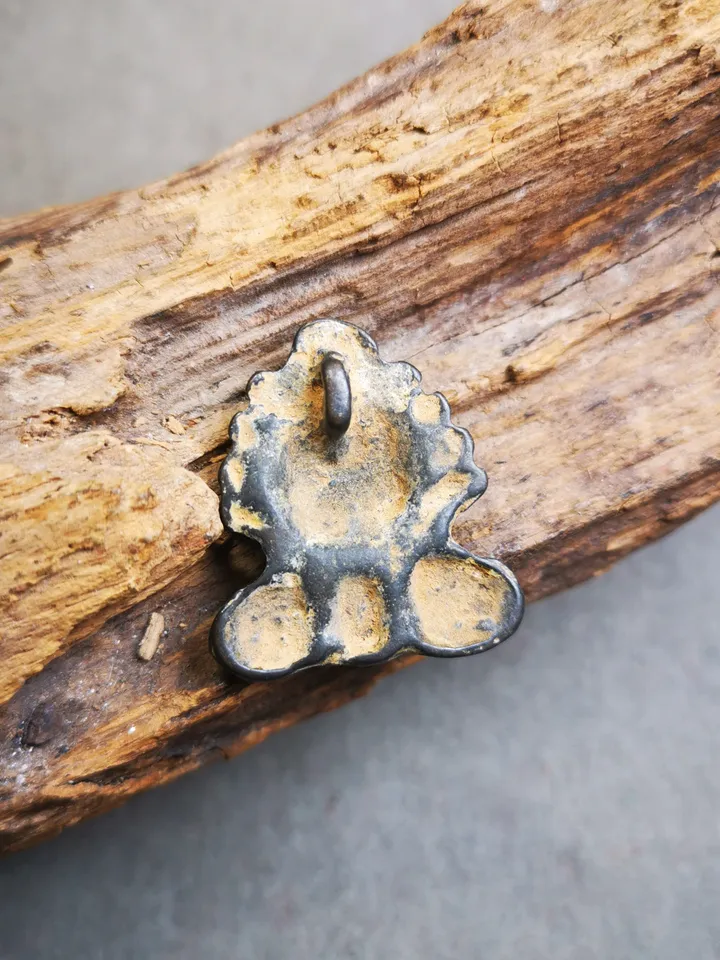 Gandhanra Antique Tibetan Buddhist Amulet Badge,Triratna,Mani Jewel/Wish-Fulfilling Cintamani,Nandipada Pendant Stamp,60 Years Old