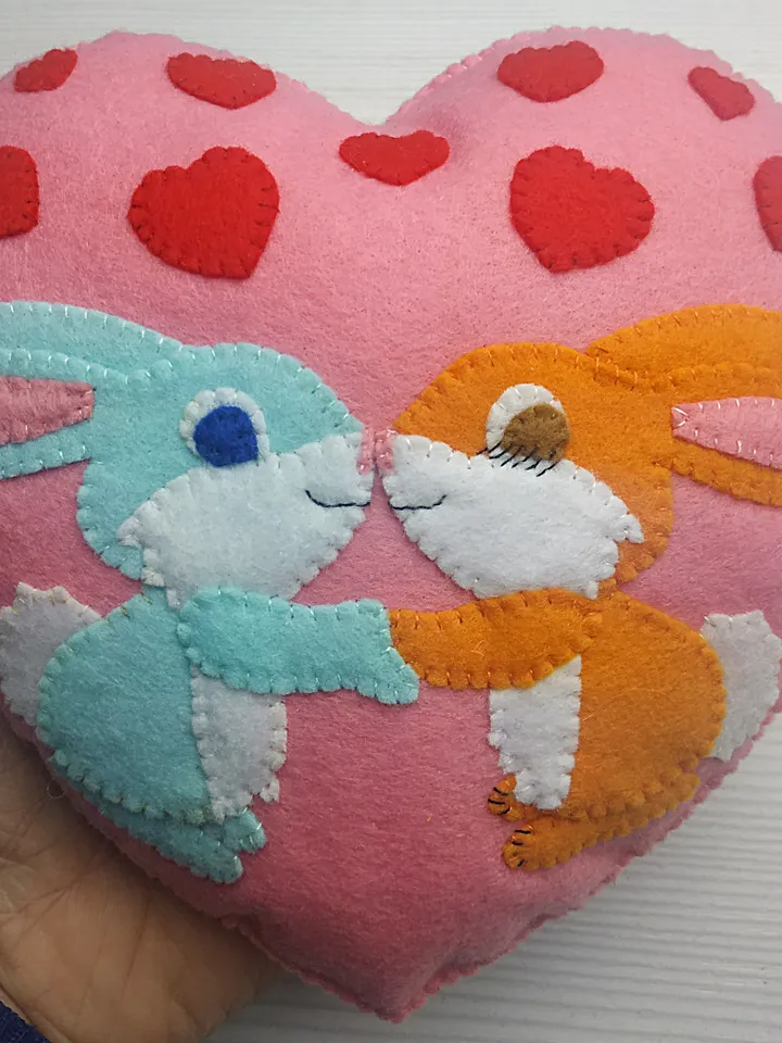 Valentines day gift, felt toy, Gift for her, Gift for him, Valentine heart toy, Valentine day decor, Valentines felt toy, Valentine gift, Gift for her, Gift for him