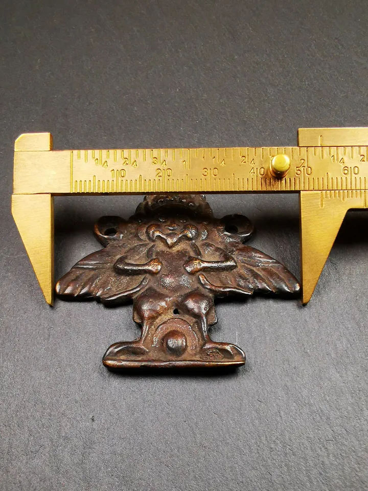 Gandhanra Antique Tibetan Buddhist Amulet Pendant - Garuda - The Golden-Winged Bird,Made of Thokcha,100 years Old