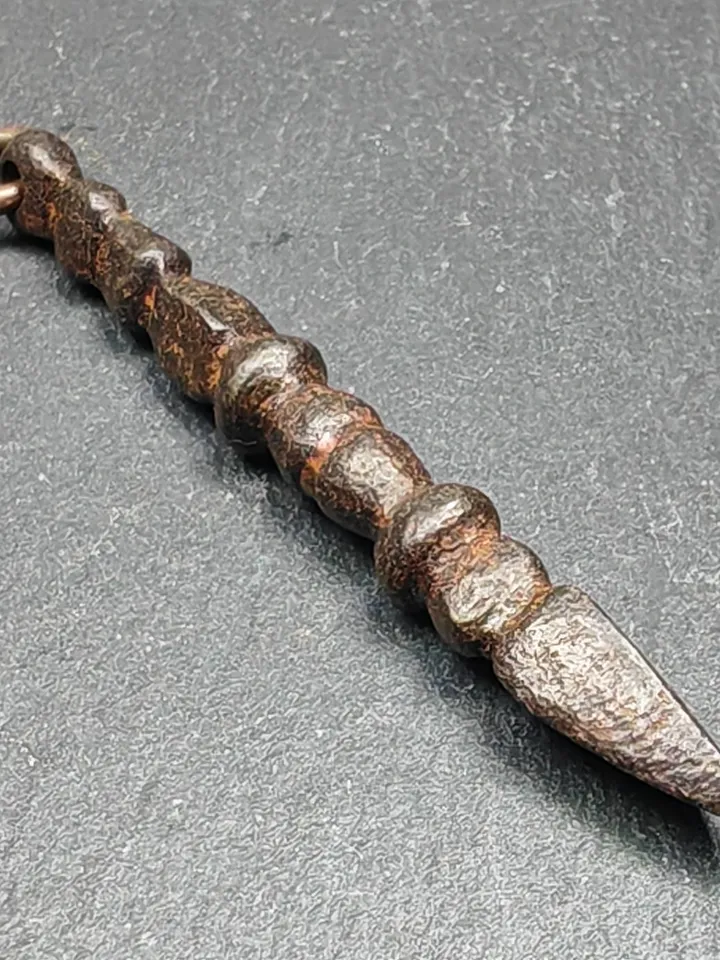 ONLE 1 - Gandhanra Authentic Old Phurba Amulet - Tibetan Ritual Kila Pendant - Made of Thokcha - 78mm Length