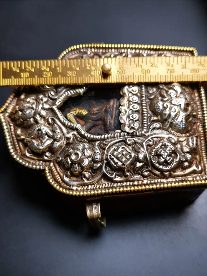Gandhanra Antique Tibetan Gau Ghau Shrine,Pocket Tibetan Buddhist Altar Amulet with Manjusri Statue,about 100 years old