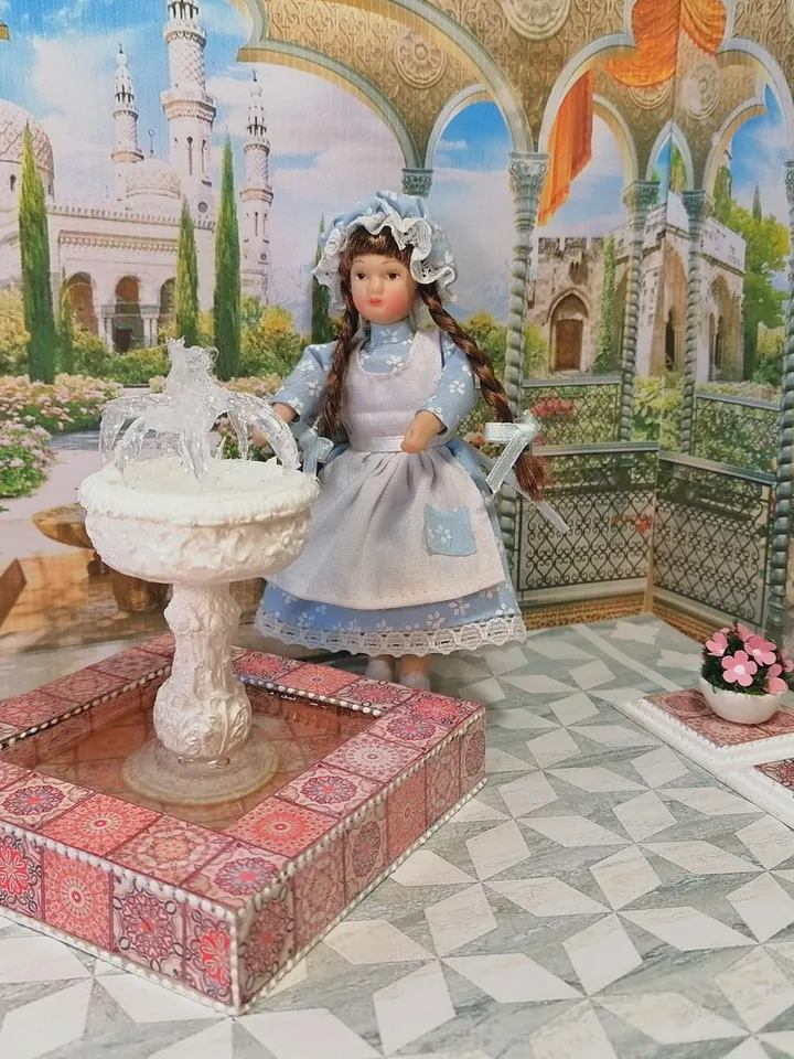 Miniature fountain. Fountain for the collection of dolls.