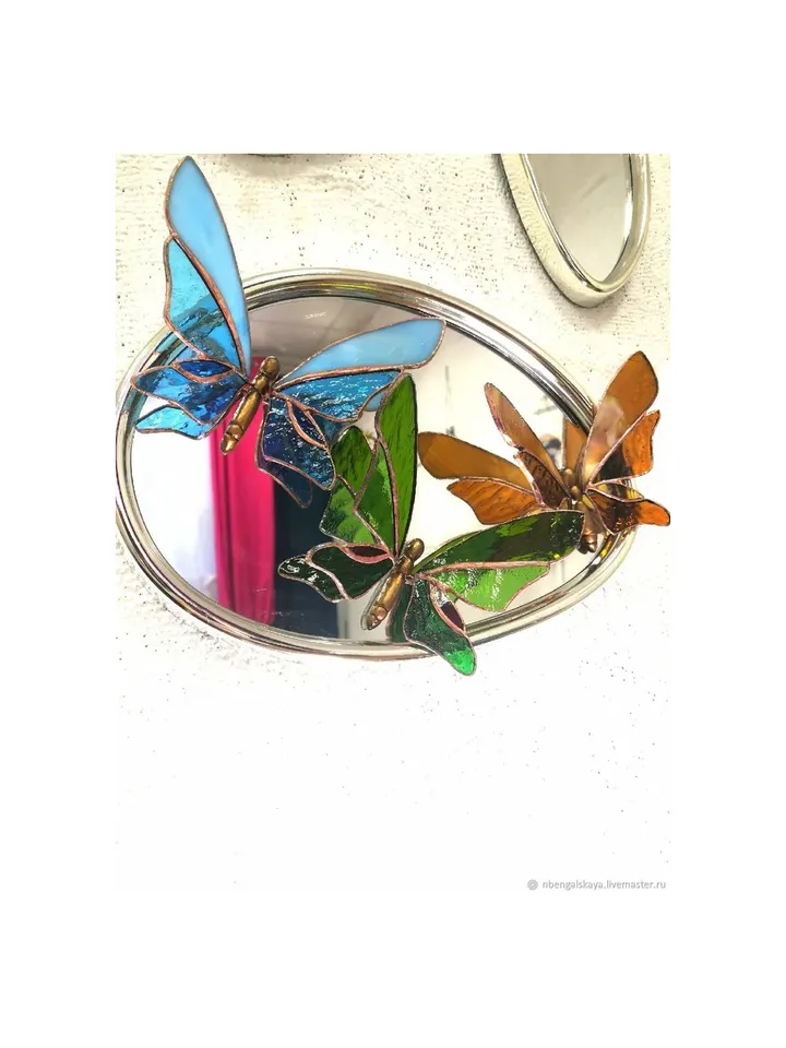 Tiffany-Style Stained Glass Butterflies, Tiffany Butterflies, Stained Glass Art, Stained Glass Butterflies in Tiffany Technique, Tiffany-Style Butterflies in Stained Glass, Tiffany Glass Butterflies, Tiffany Butterfly Stained Glass Creationss