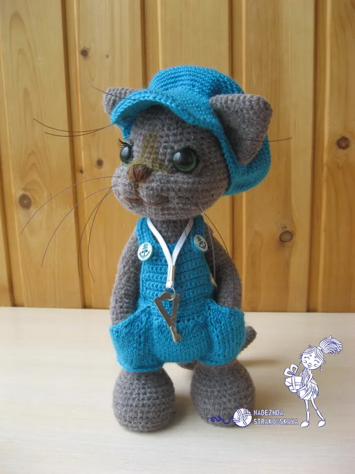 TUTORIAL: Independent Kitten crochet pattern