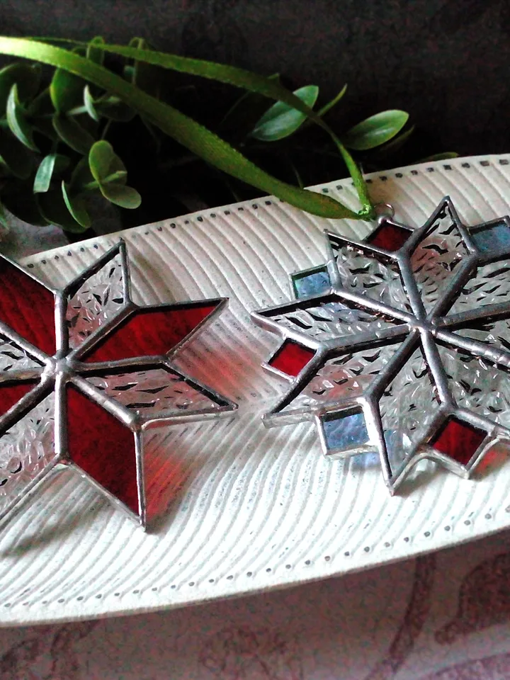 Set of 2 snowflake suncatchers, christmas ornaments, simple stained glass, Christmas decorations, Xmas tree star