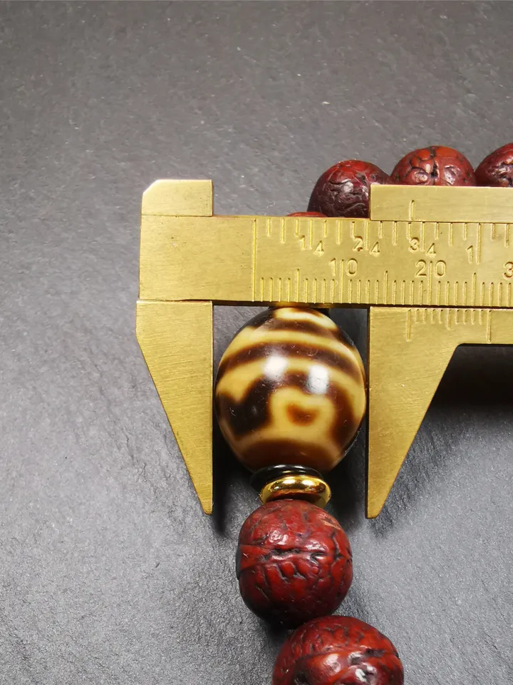 Gandhanra Unique Tibetan Lotus Darlo Dzi Wrist Mala with Old Bodhi Beads,Fit for 15-19cm Wrist,Protective Bracelet,Spiritual Gift