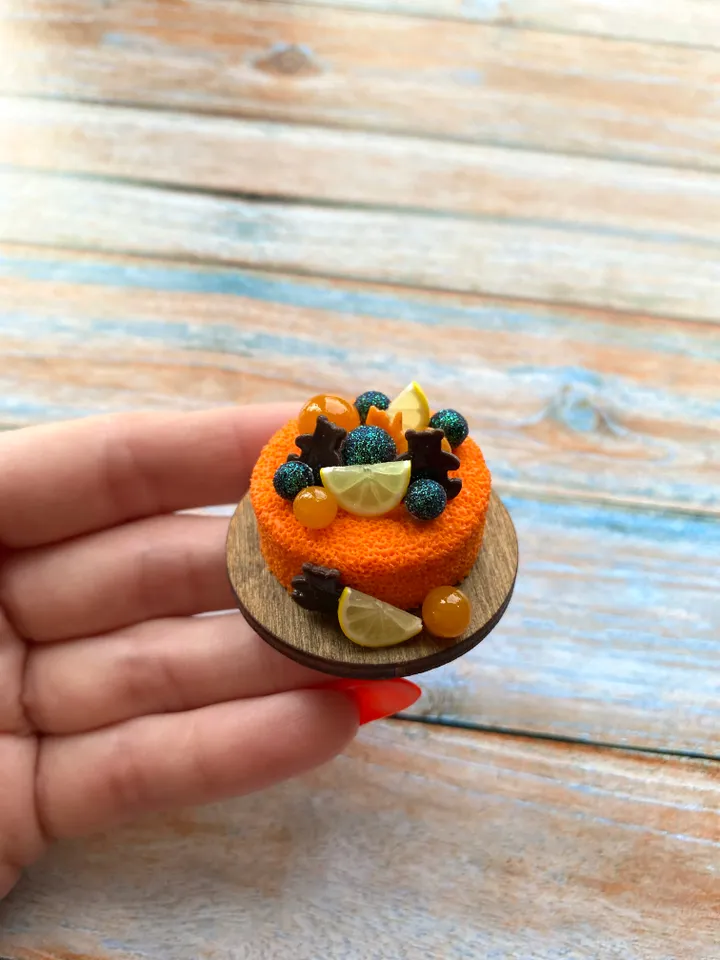 Miniature Halloween Cake with Polymer Clay for Dollhouse Souvenir