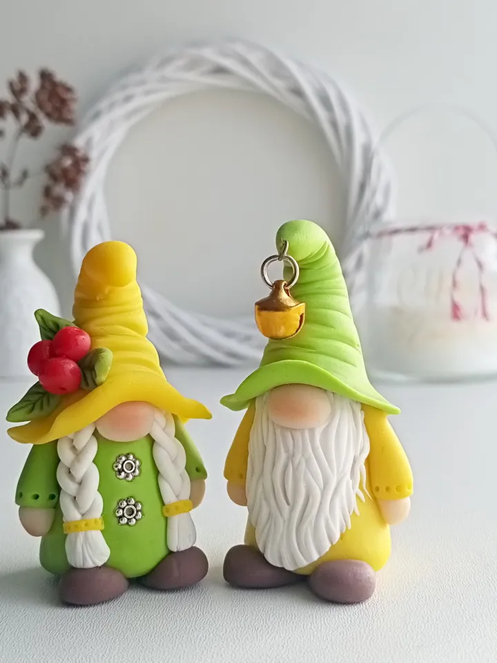 Shelf sitter gnomes/Miniature fairy garden couple gnome/Polymer clay gnomes/Potted plant decor/Fairy Garden for Parents