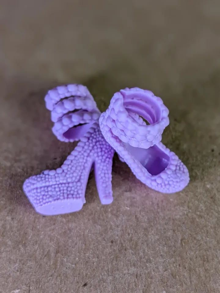 Purple high-heeled shoes for 1/6 scale female dolls