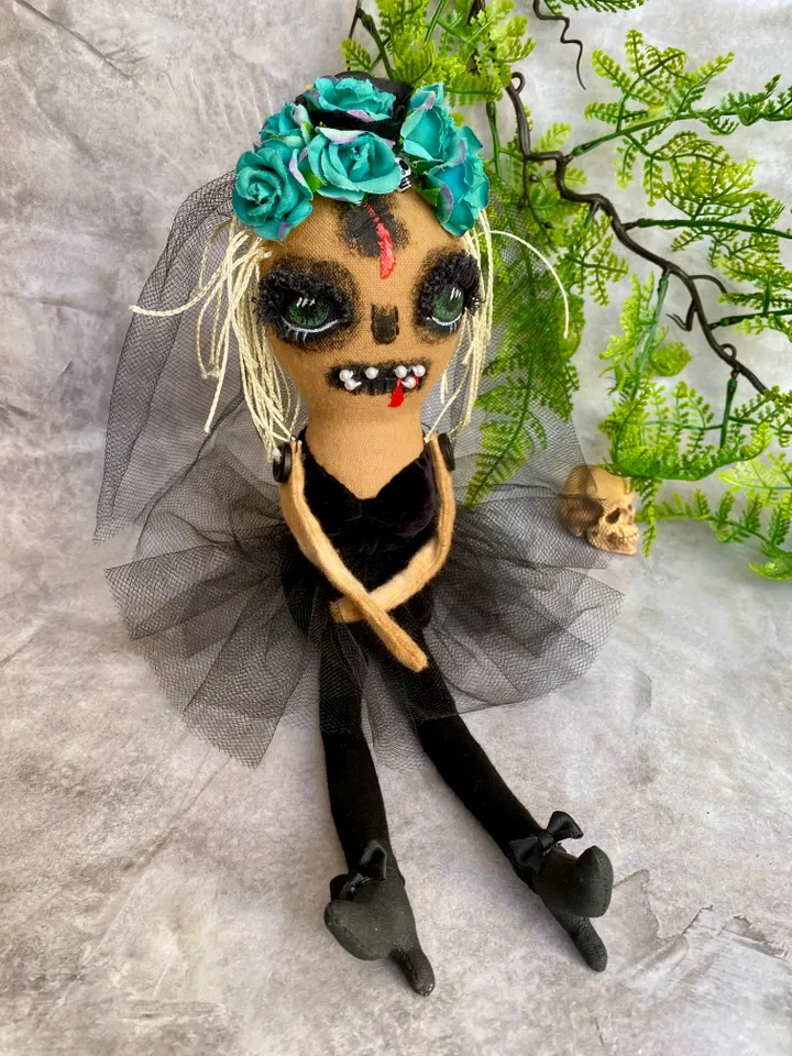 Creepy doll , Day of the Dead Doll, Halloween Rag doll , Calavera . Halloween home decor .