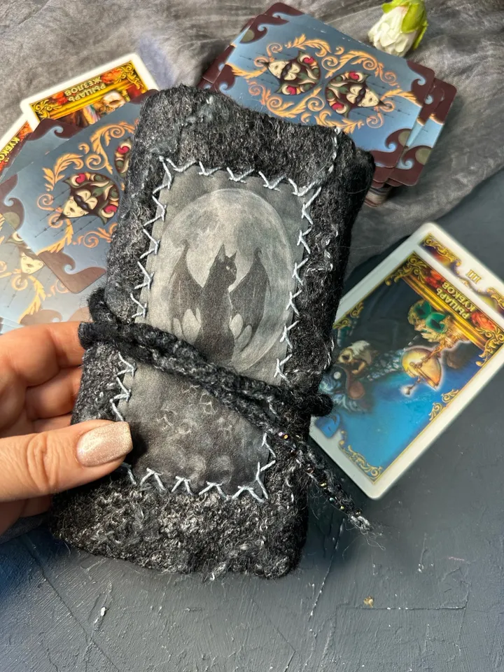 Tarot bag Black cat and Skull