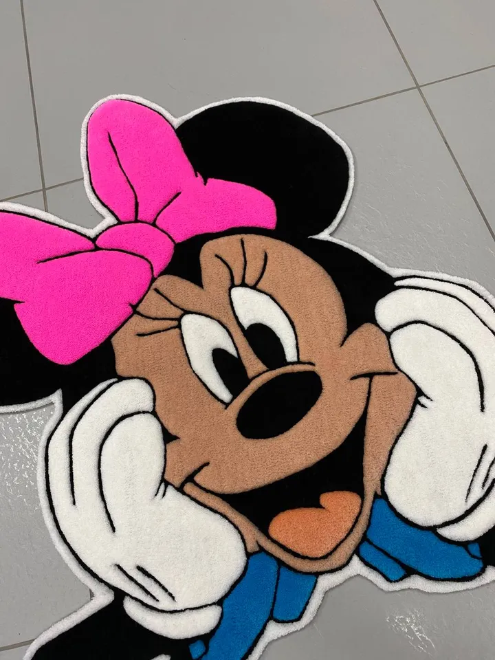 Minnie Mouse Tufted Carpet