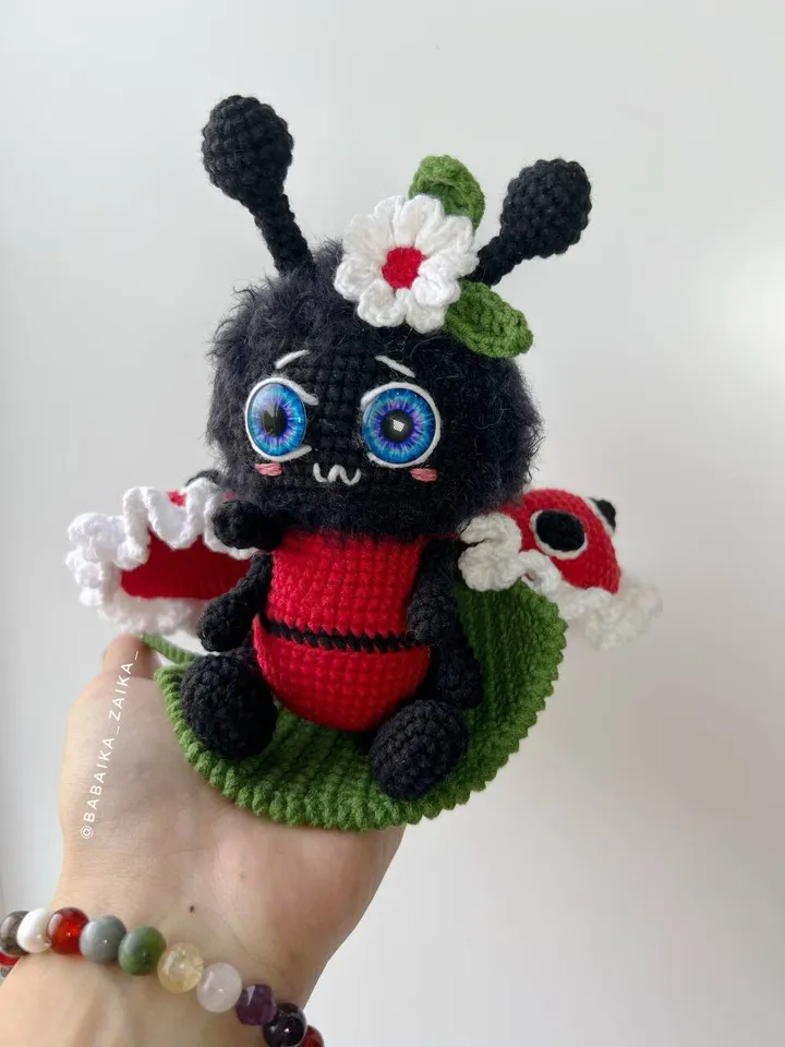 PDF Crochet Little Ladybug Pattern, Amigurumi Ladybug Pattern, Crochet Insect, Crochet Bug Doll Crochet Pattern, Amigurumi cute bug, Leaf