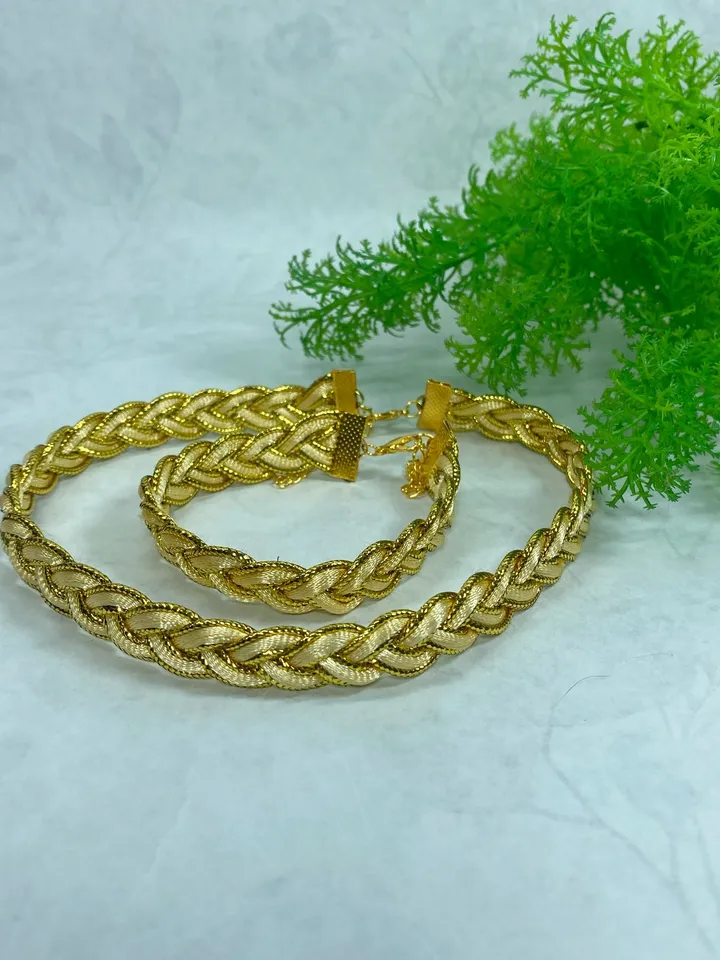 Choker and bracelet.Golden braid. Jewelry for you. Handmade.