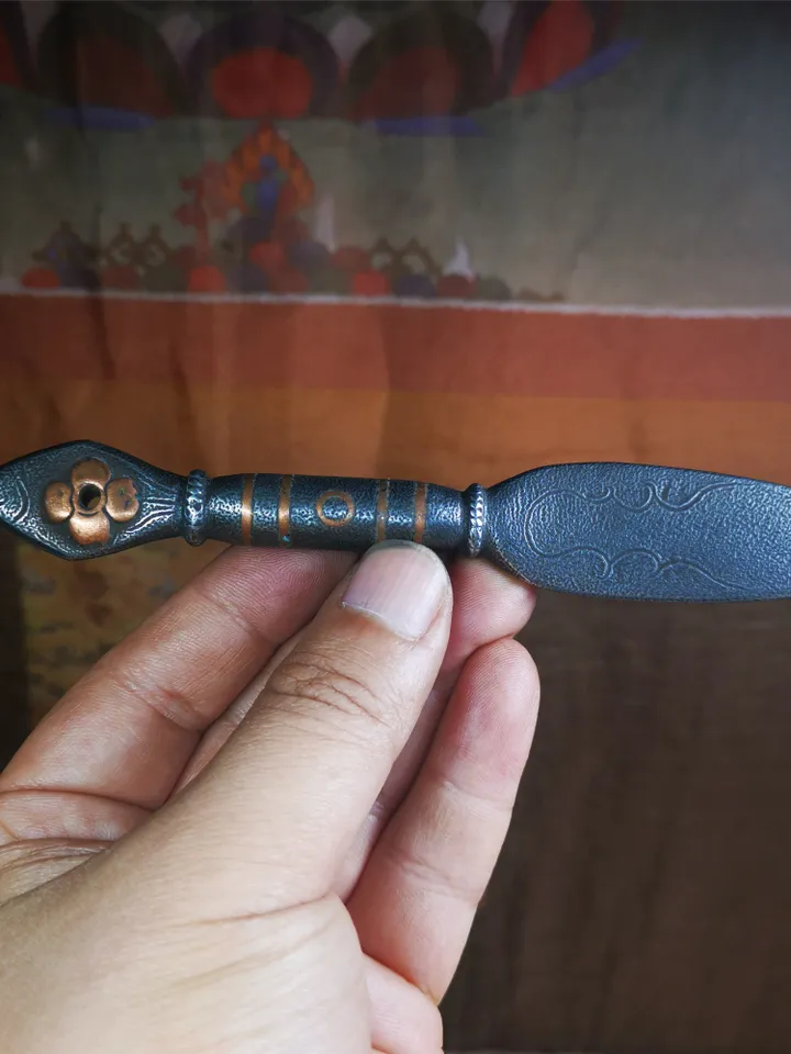 Gandhanra Handmade Tibetan Buddhist Ritual Implement - Kila -Dorje Phurba,Made of Cold Iron inlaid with Copper,5.5"