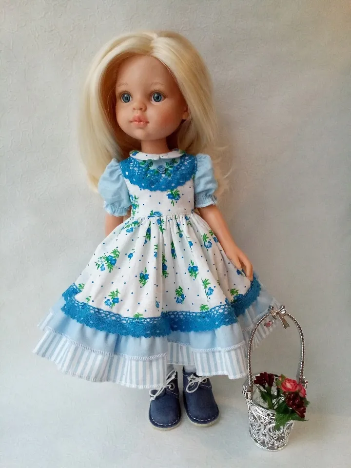 Outfit for Paola Reina or Little Darling dolls.