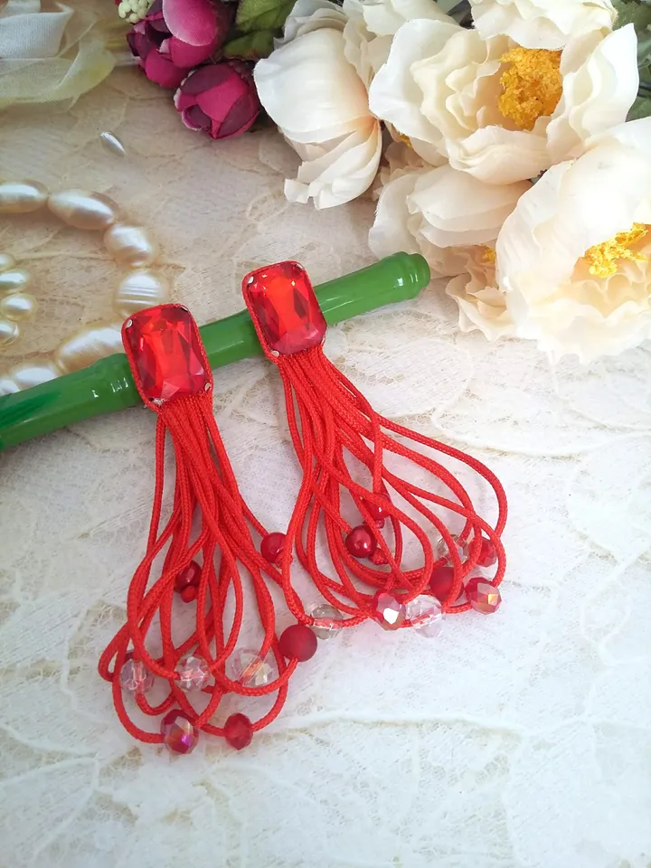 long spectacular earrings with rhinestones, fringe, large earrings for photo shoots, parties, stud earrings with tassels,rhinestone drops