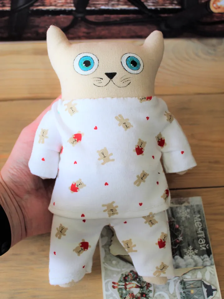 Cat toy pattern – Stuffed animal pattern - soft toy sewing pattern - Christmas gift idea