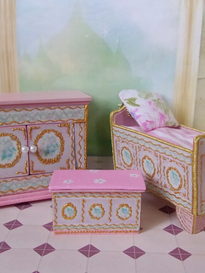 Dollhouse roombox furniture. Furniture for dolls. Furniture set.1:12